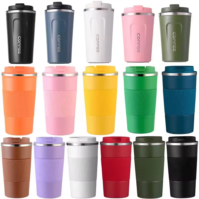 Tazas de café de metal con tapa